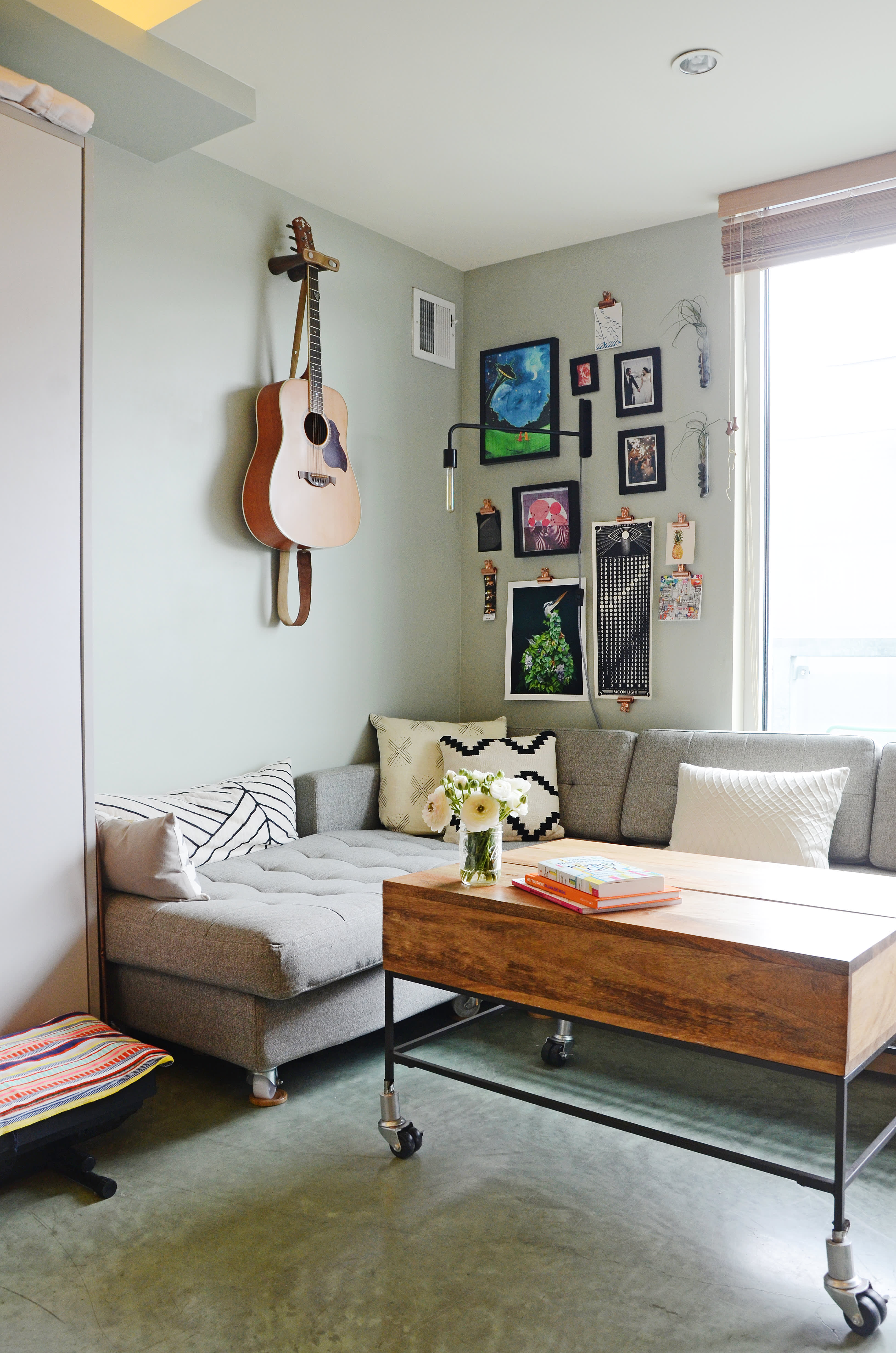 tiny-studio-san-francisco-240-square-foot-home-tour-apartment-therapy